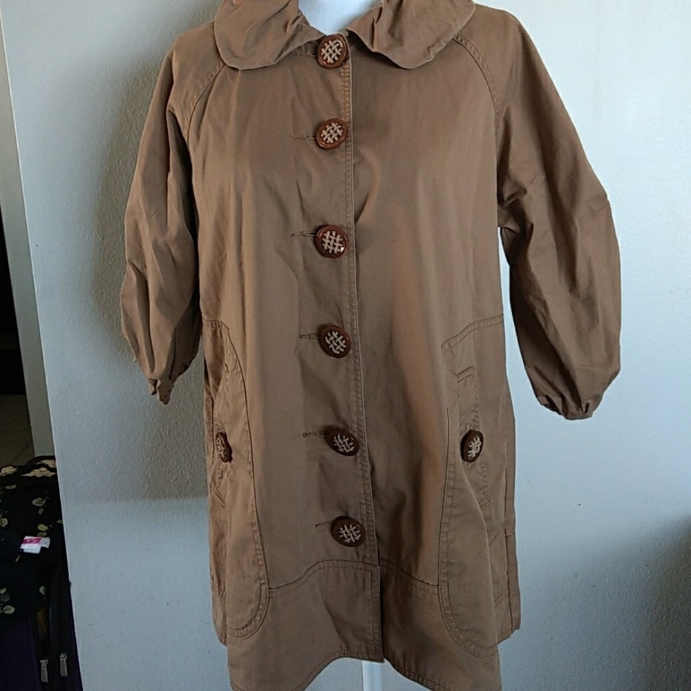 Zebo Jacket khaki in color, size large